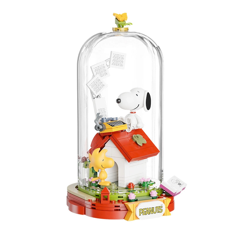 Peanuts Snoopy Red House Daydreams