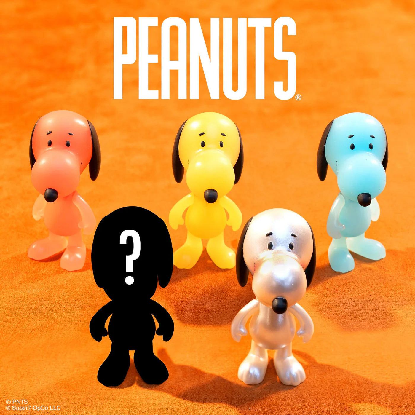 PEANUTS BLIND BOX WAVE 05 (MORE SNOOPIES) - BLIND BOX