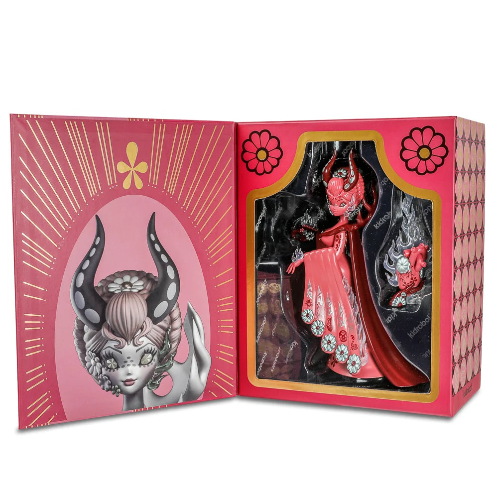 WITCH QUEEN 8 IN VINYL ART FIGURE BY JUNKO MIZUNO- BLOOD RED EDITION (LIMITED TO 300 PCS)
